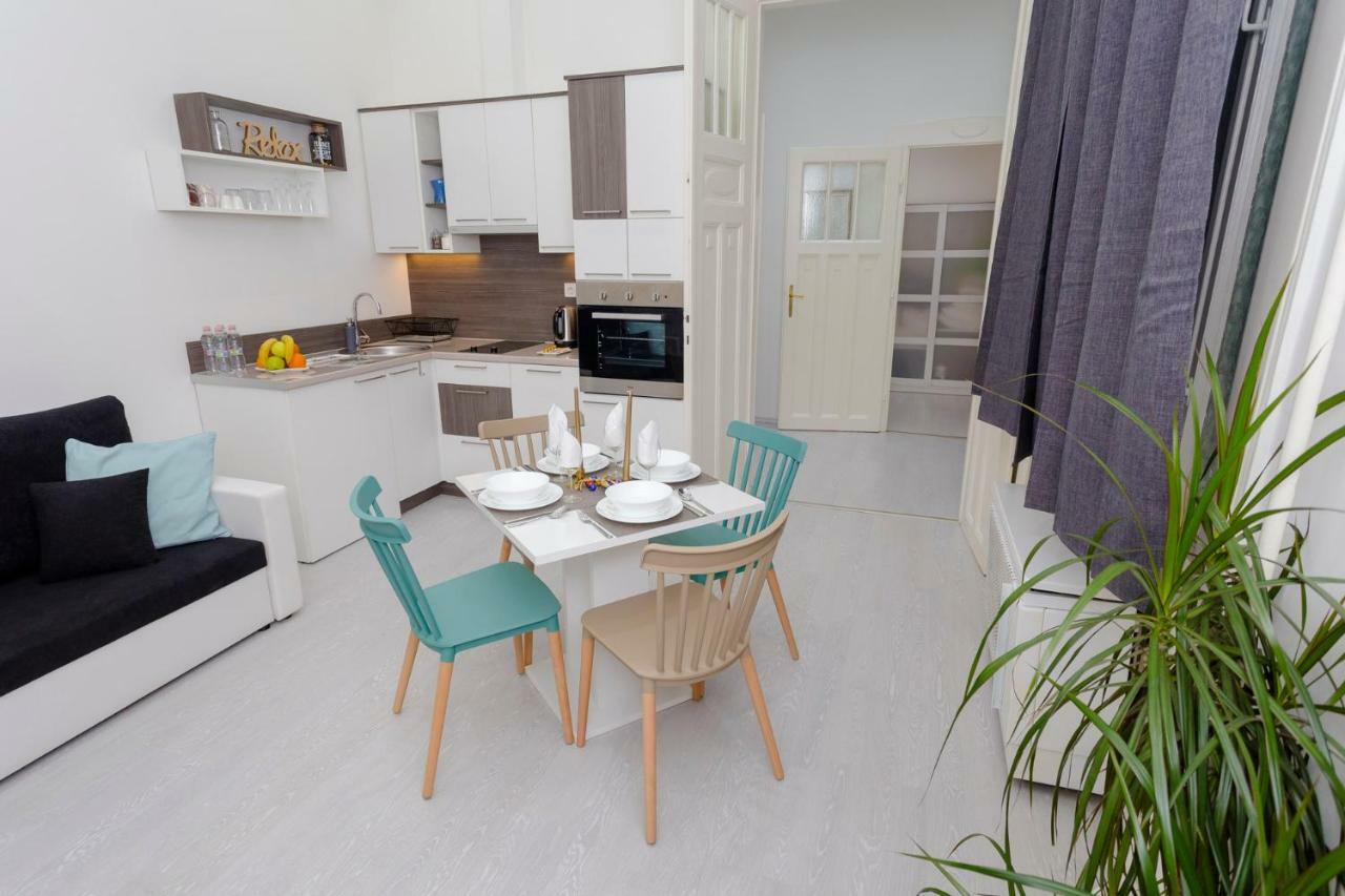 Boutique Jokai - In The Center Apartament Budapesta