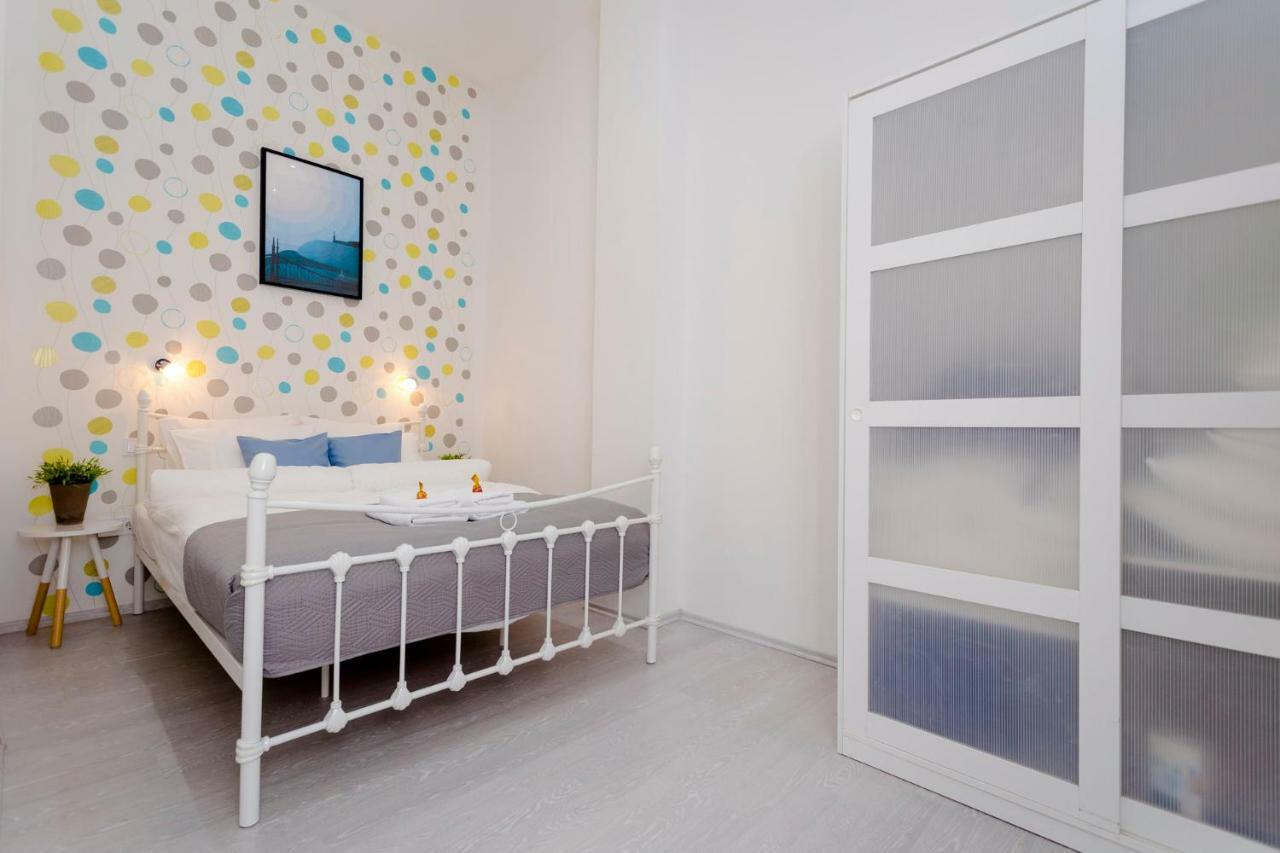 Boutique Jokai - In The Center Apartament *